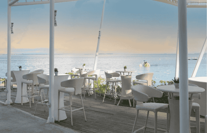 ビーチフロント