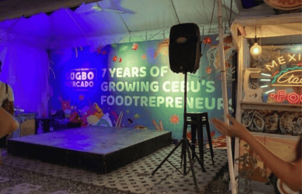 ナイトマーケット　ステージ