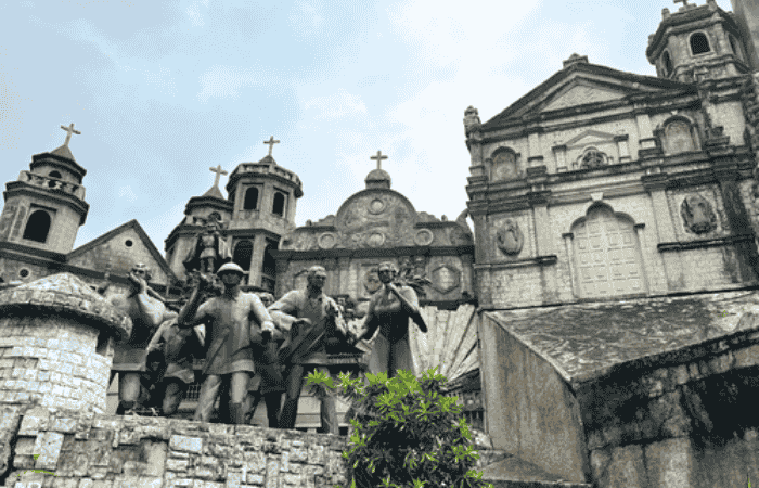 セブ遺産記念碑