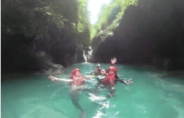 キャニオニング