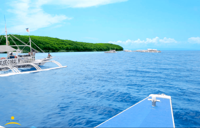 移動している
バンカボート