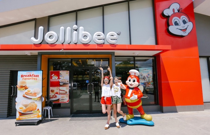 ジョリビーでランチ