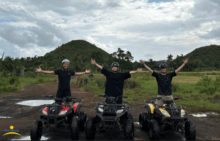 楽しんでいる人たち