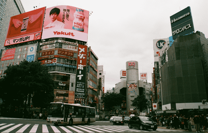 東京